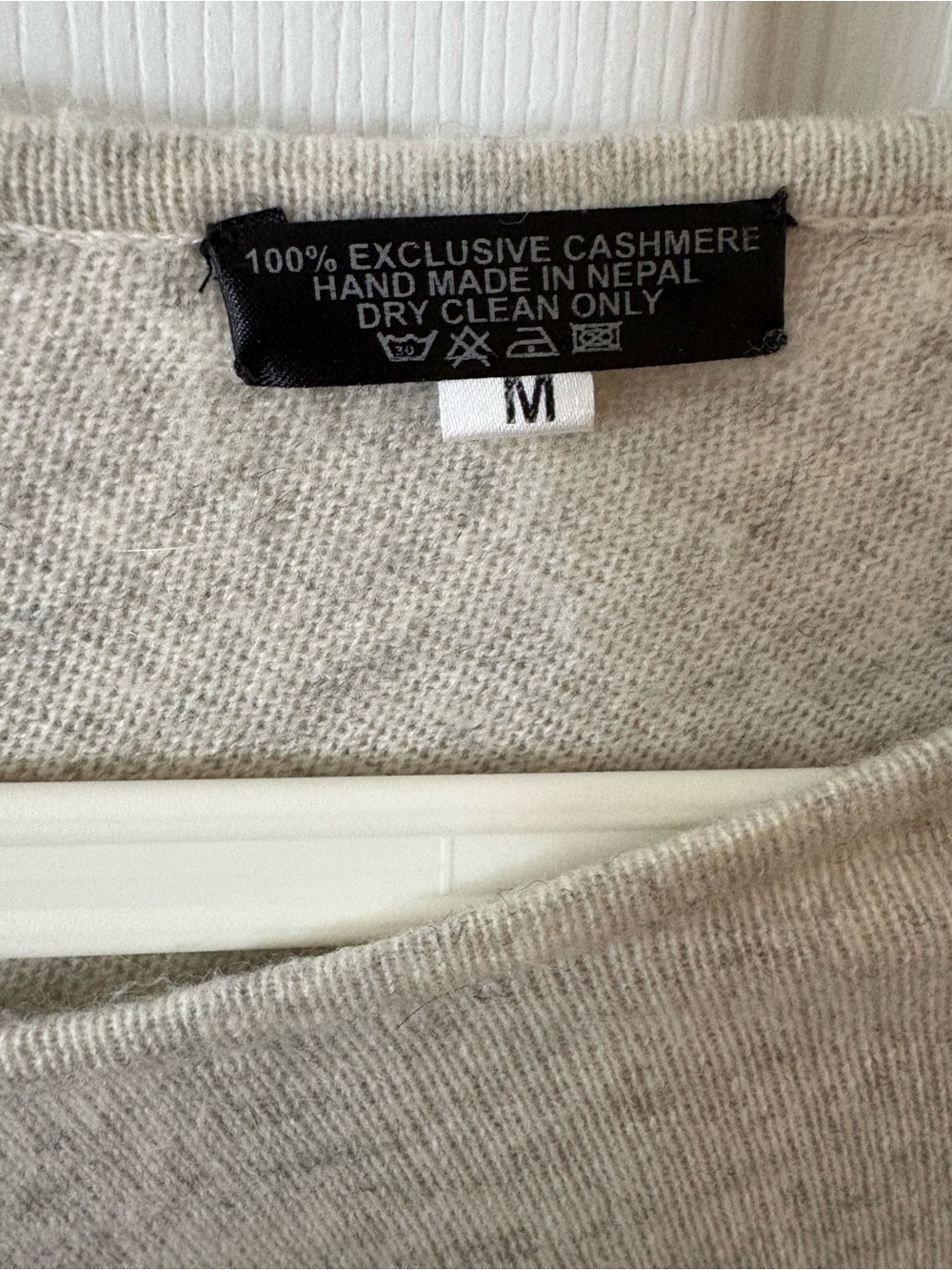 Light Beige Cashmere Poncho - Picture 2 of 2